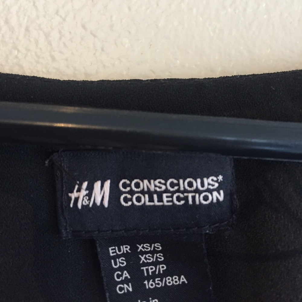 H&M conscious collection floral kimono! - Picture 7 of 7